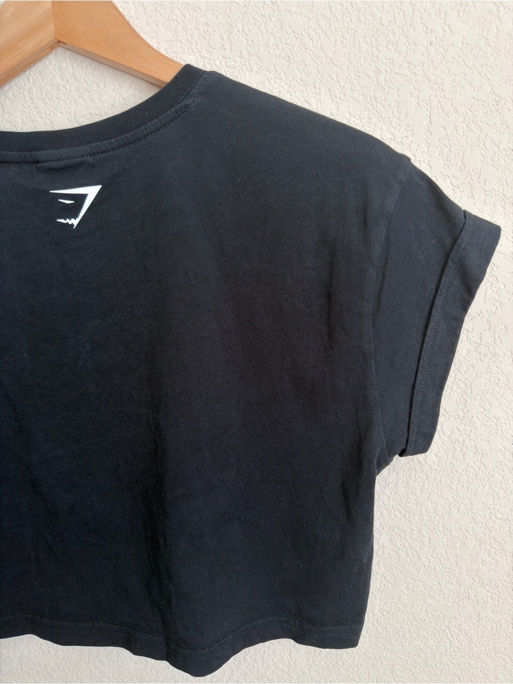 Gymshark Fraction Crop Top Medium Black Cotton Boxy Logo Workout Athleisure Tee - Picture 11 of 14